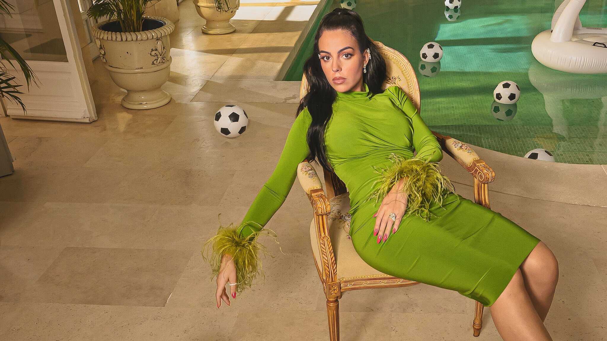 EN - I Am Georgina (2022) 0