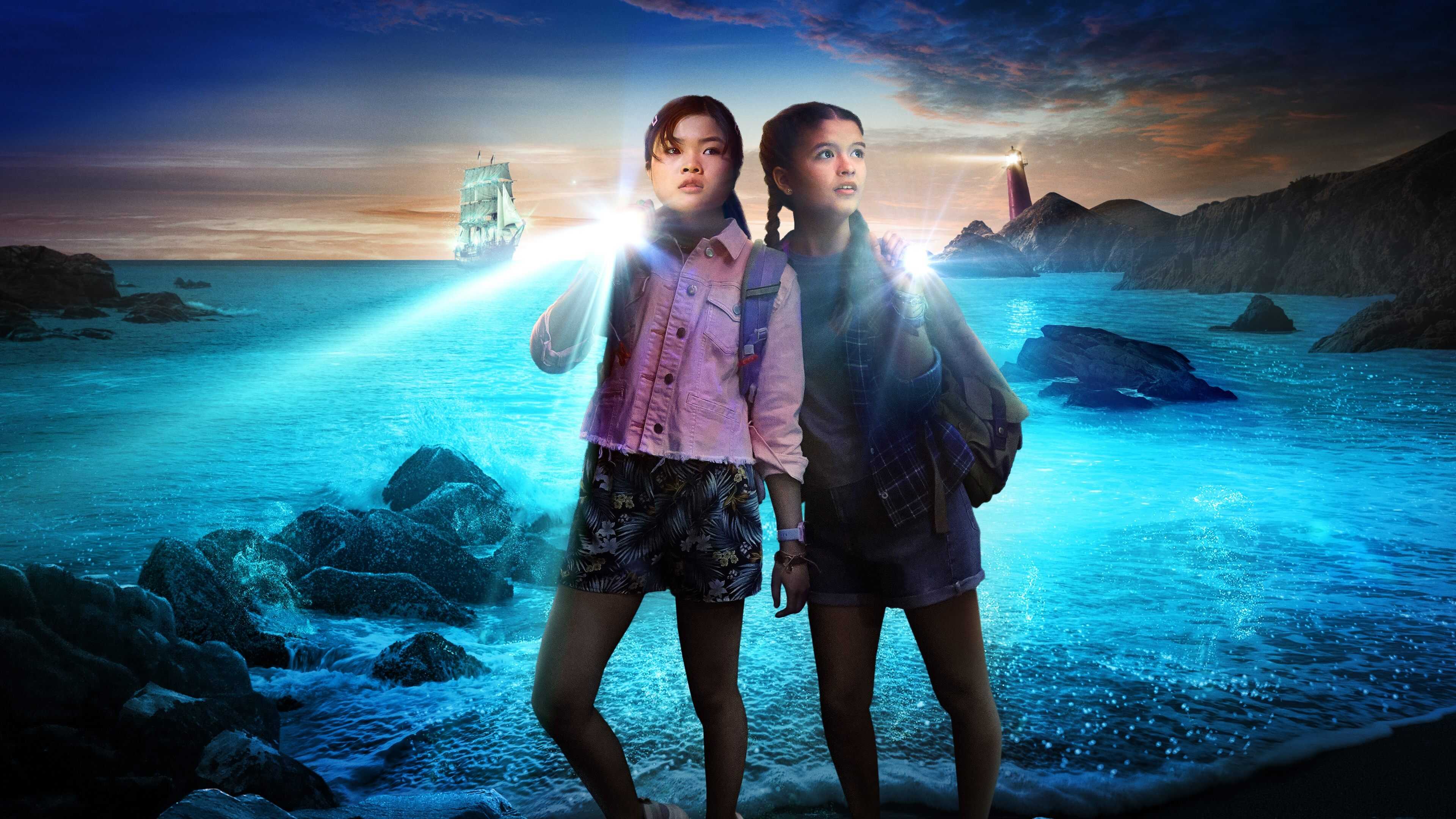 EN - Surfside Girls (2022) 0