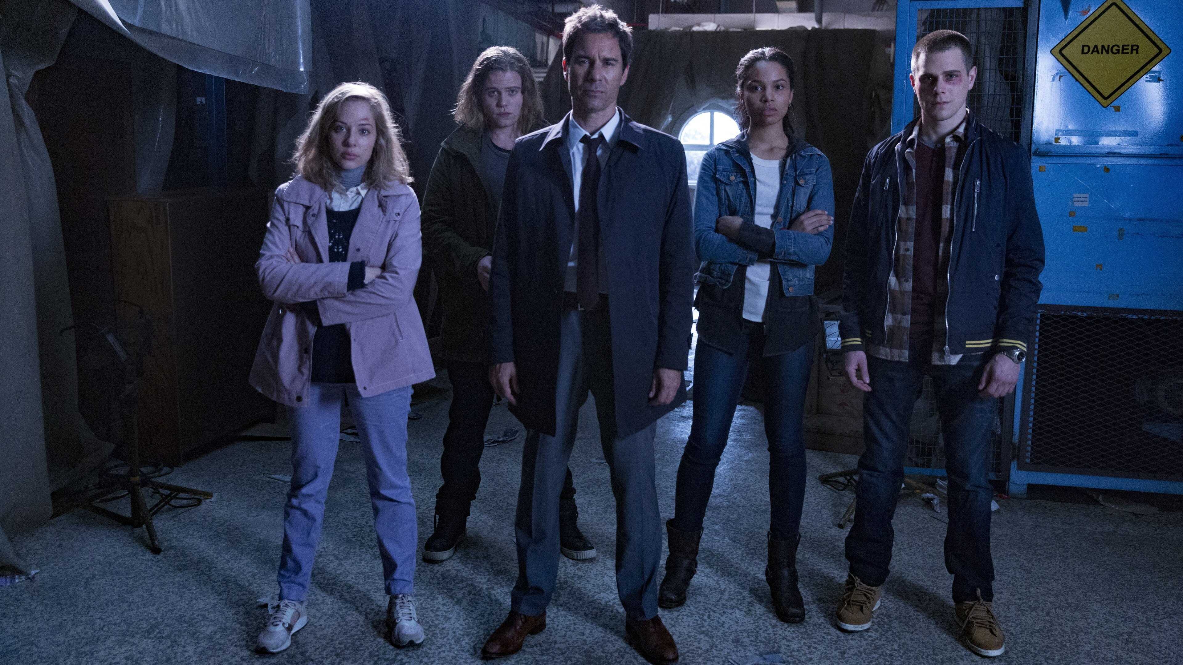 EN - Travelers (2016) 4