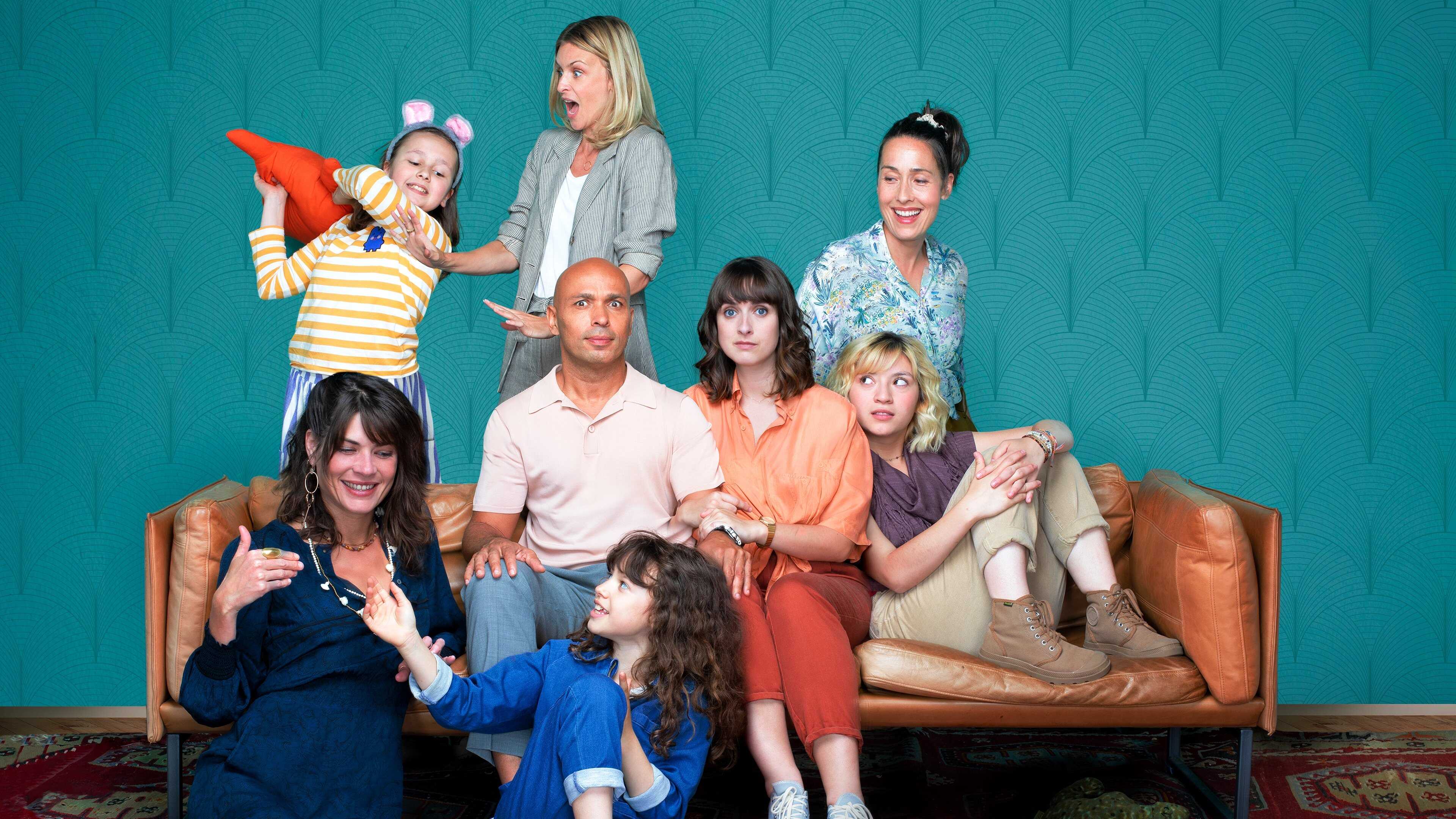 EN - Weekend Family (2022) 0