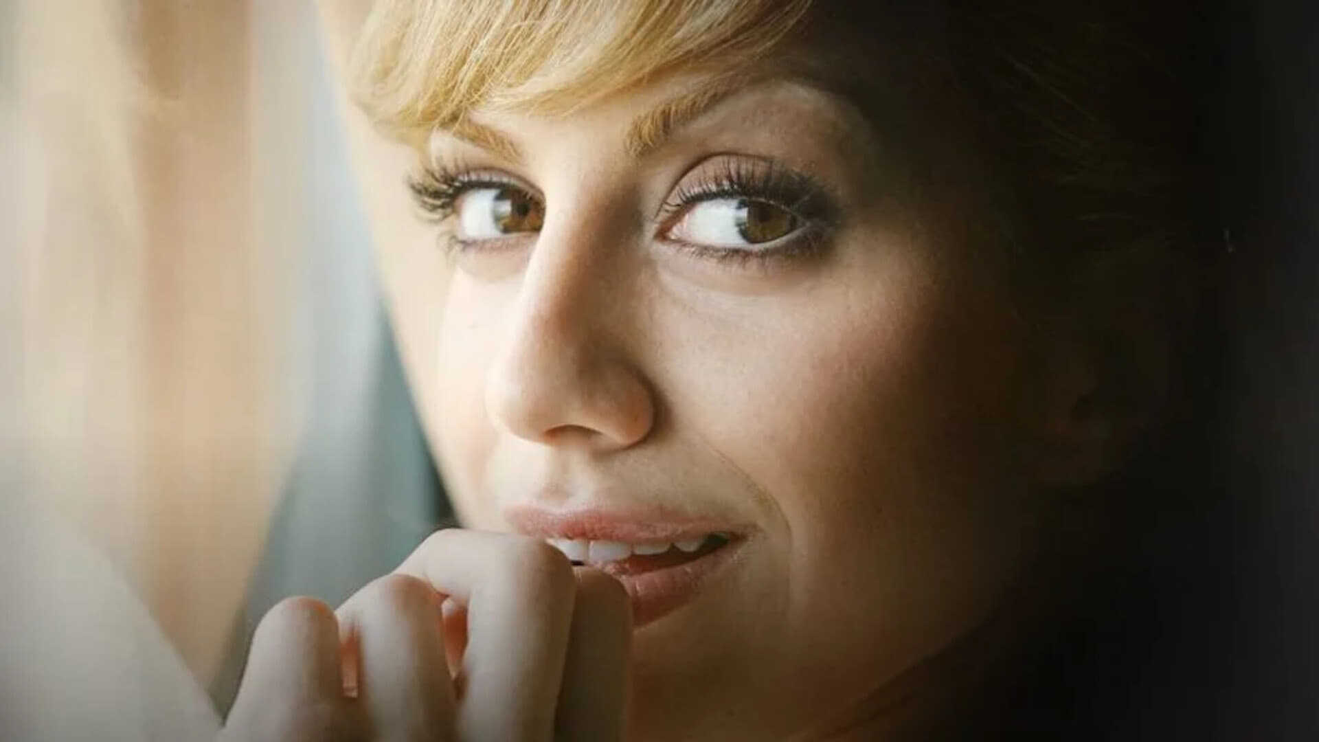 EN - What Happened, Brittany Murphy? (2021) 0