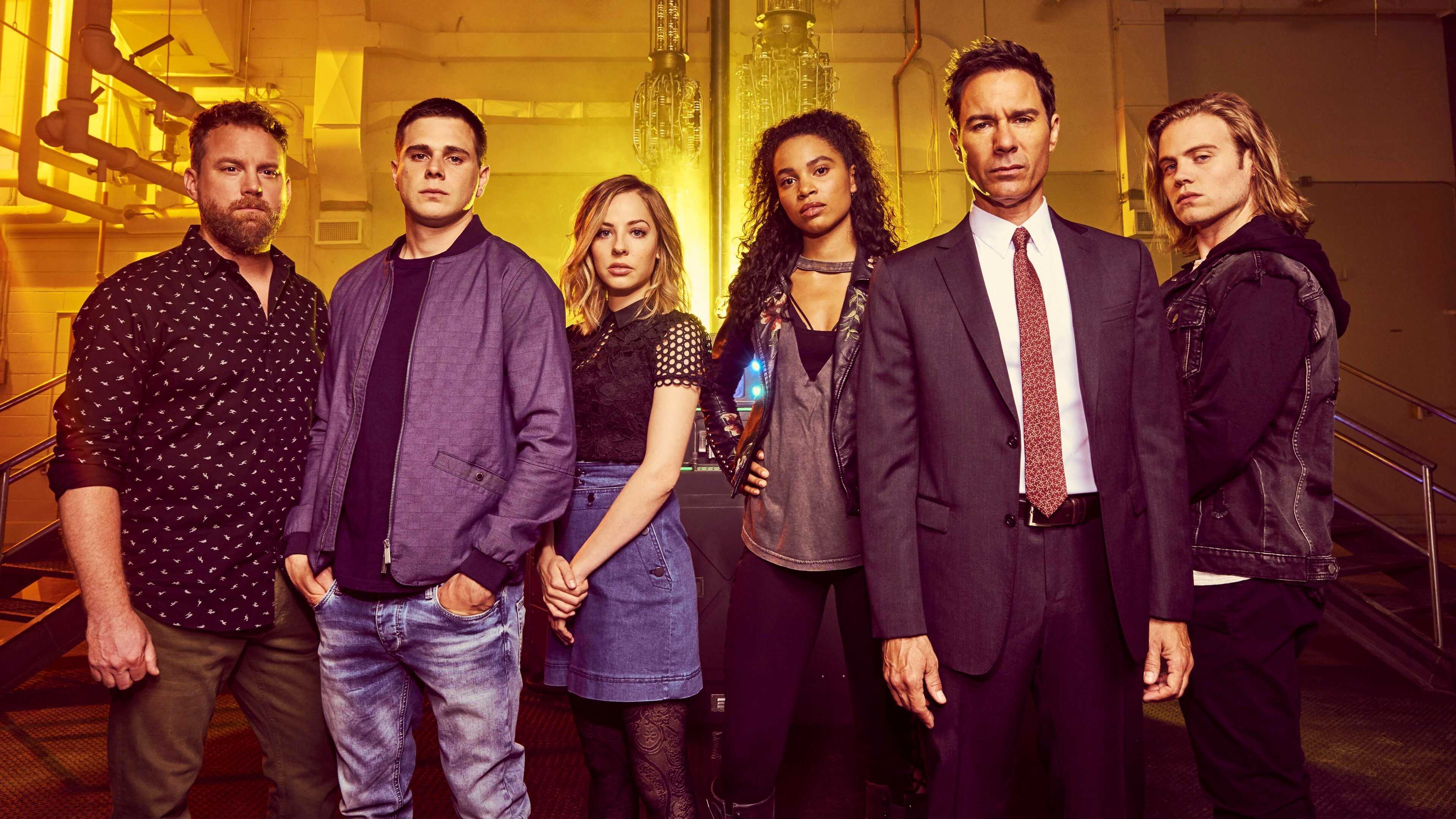 EN - Travelers (2016) 0