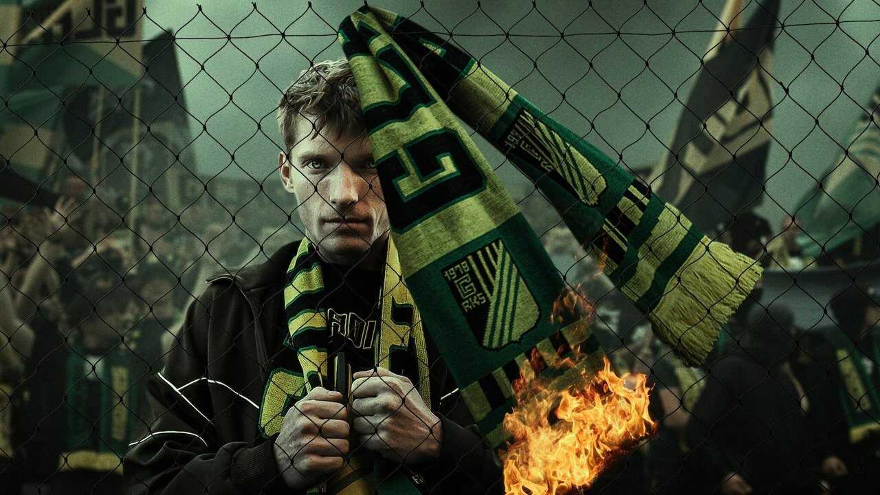 ES - Hinchas enemigos (2025) 2