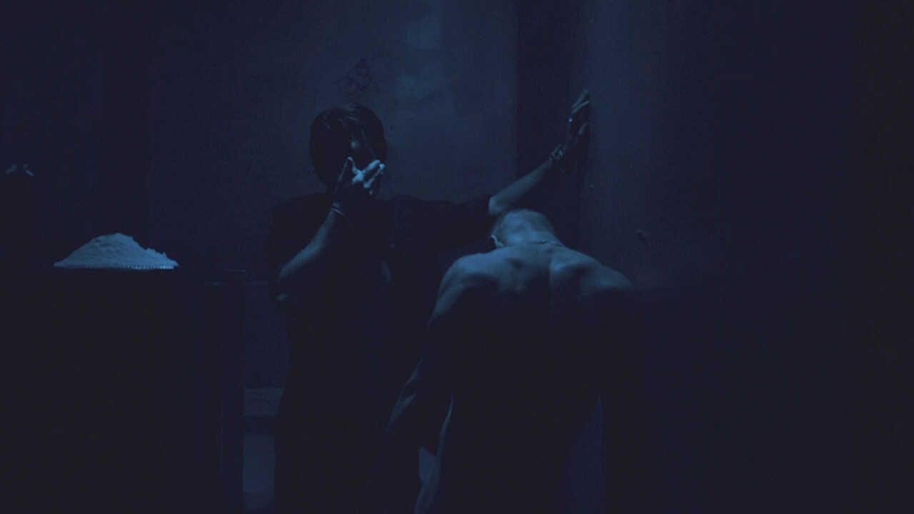 4K-DE - Too Old to Die Young (2019) (US) 2