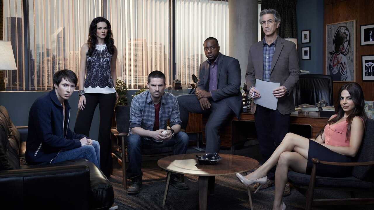 IN - Alphas (2011) 3