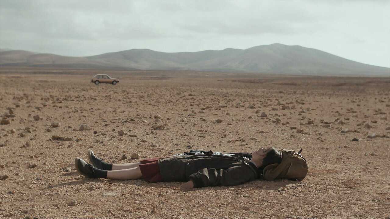 La viajante (2021) 0