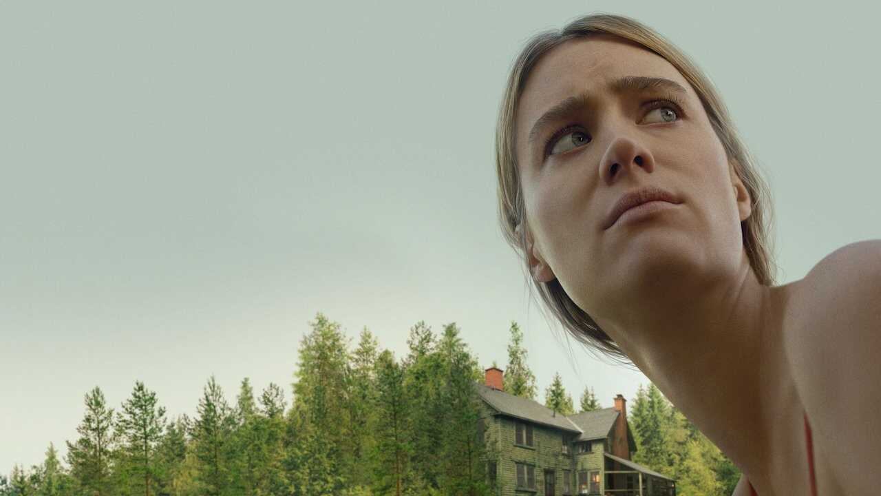 EX - Station Eleven (2021) 3