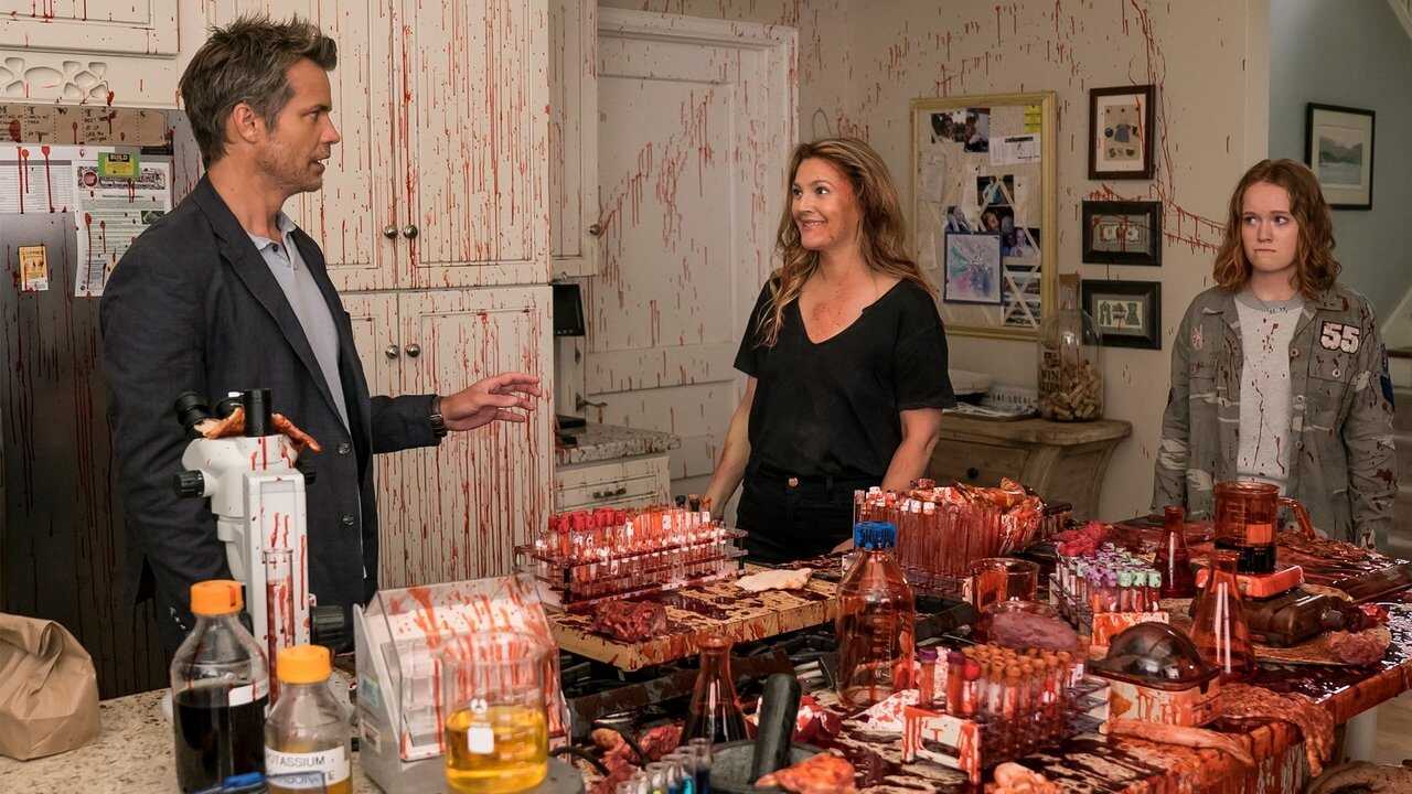 AR - Santa Clarita Diet (2017) 3