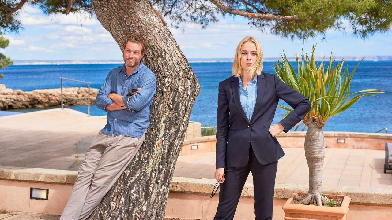 EN - The Mallorca Files (2019) 0