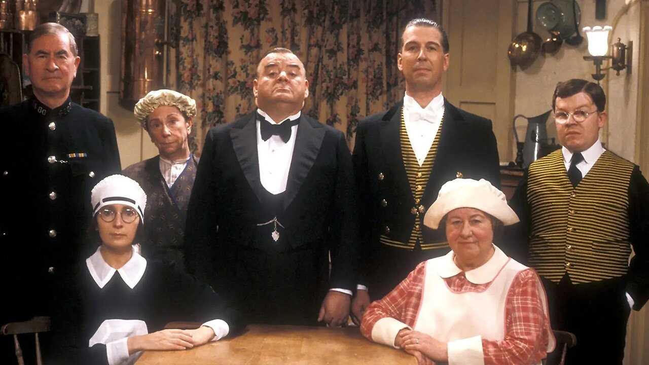 EX - You Rang, M'Lord? (1990) 4