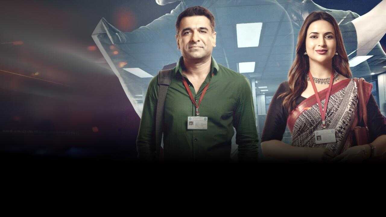 IN - Adrishyam – The Invisible Heroes (2024) 0