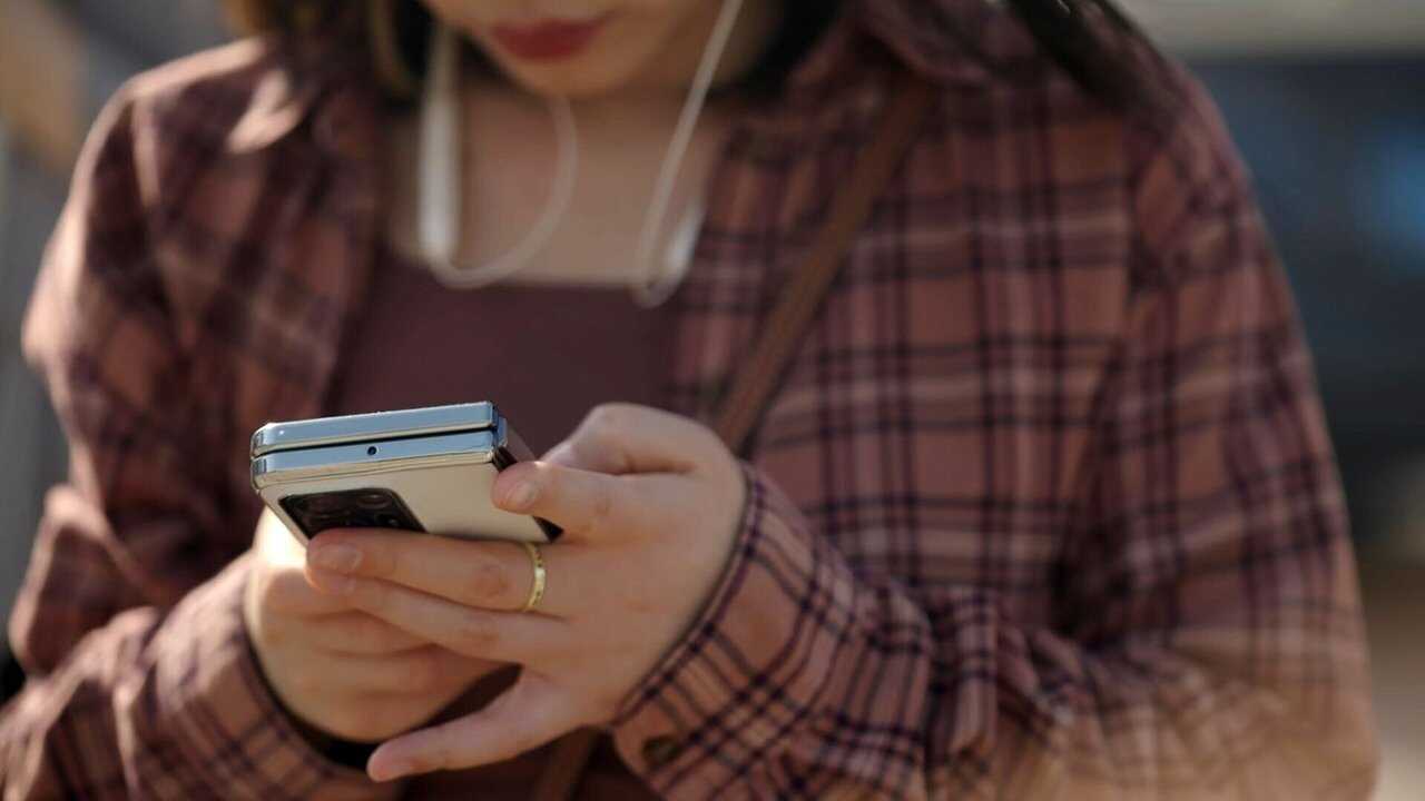 FR - TikTok, un réseau sous influence (2025) 0