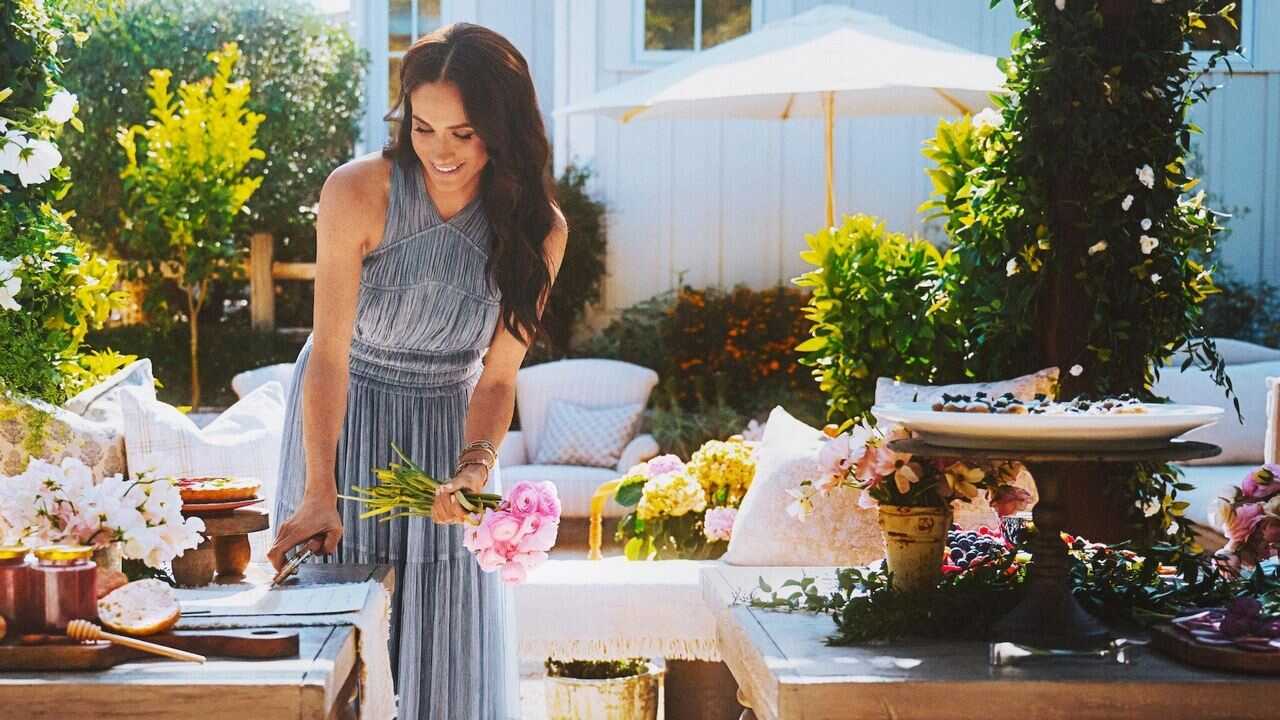 EN - With Love, Meghan (2025) 1