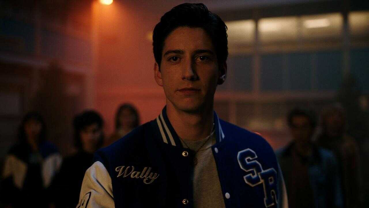 4K - School Spirits (2023) 4
