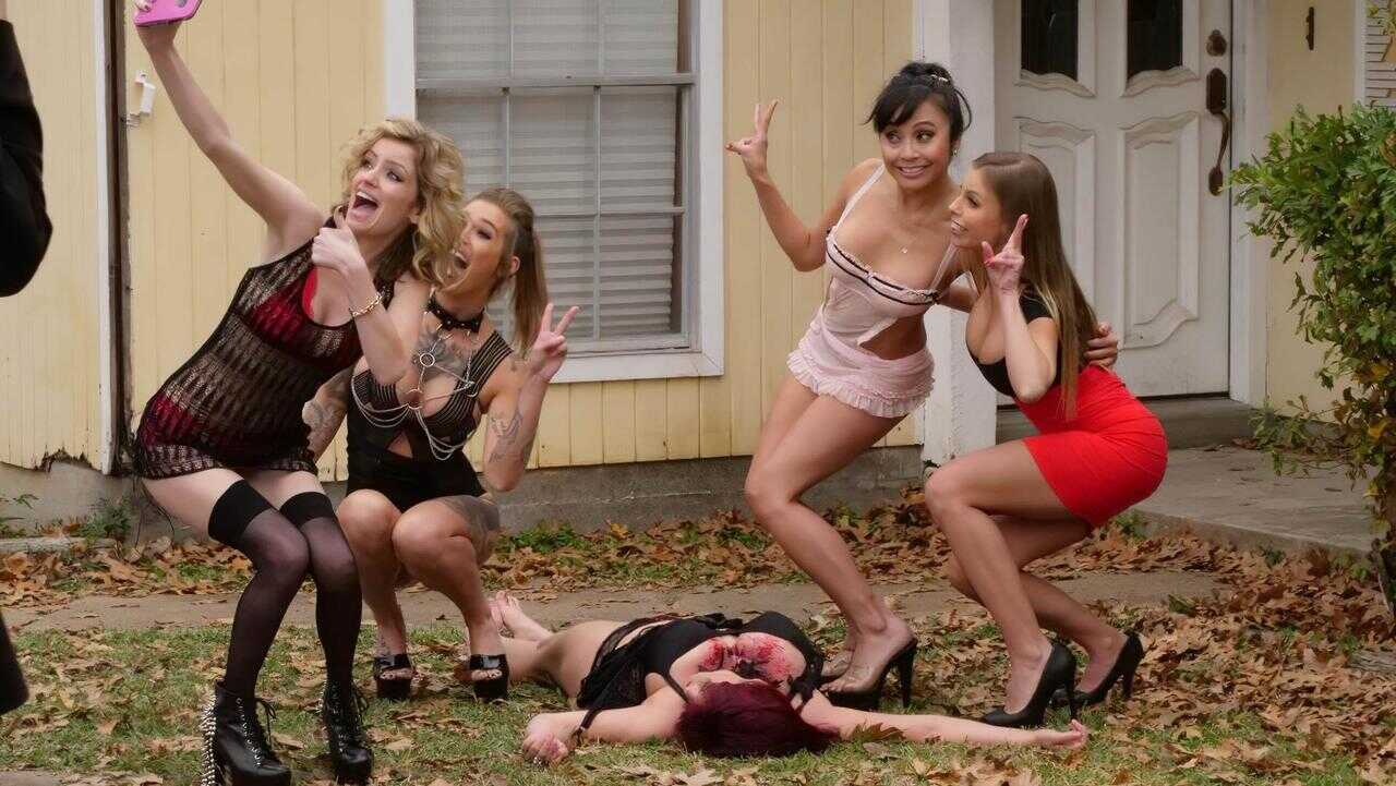 Girls Guns and Blood (2019) 0