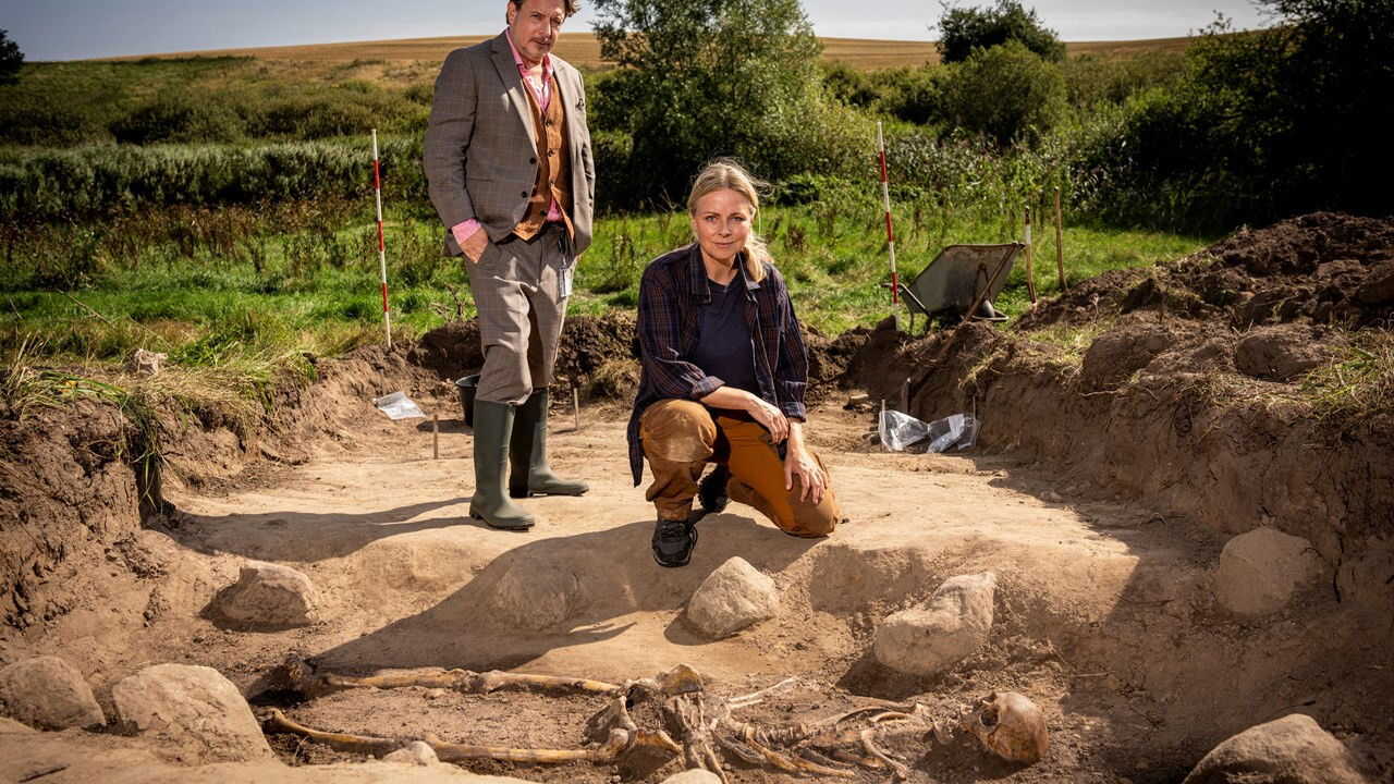 4K-DK - Danefæ (2025) (DK) 2