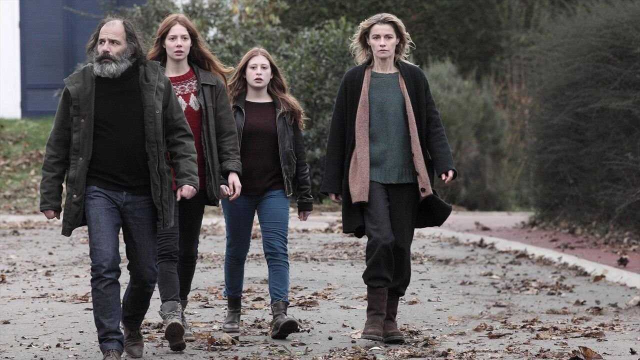 EN - The Returned (2012) 1