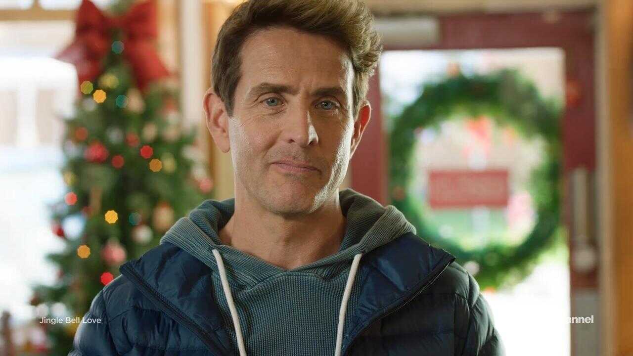 Jingle Bell Love 0