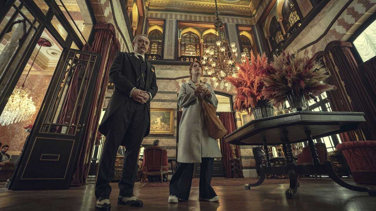 IN - Midnight at the Pera Palace 3