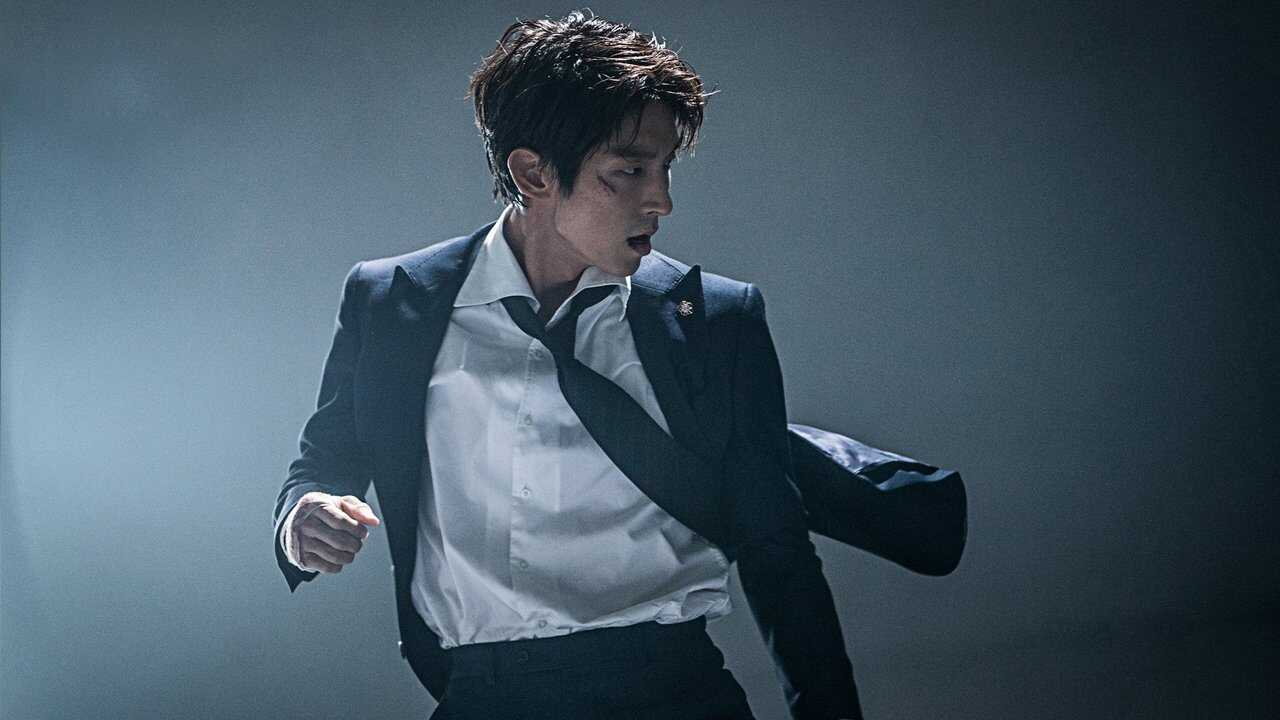 IN - Lawless Lawyer (2018) 1