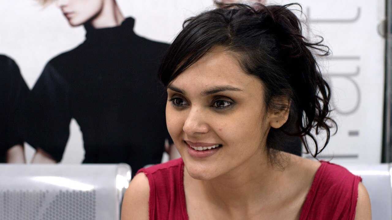 Thoda Lutf Thoda Ishq (2015) 0
