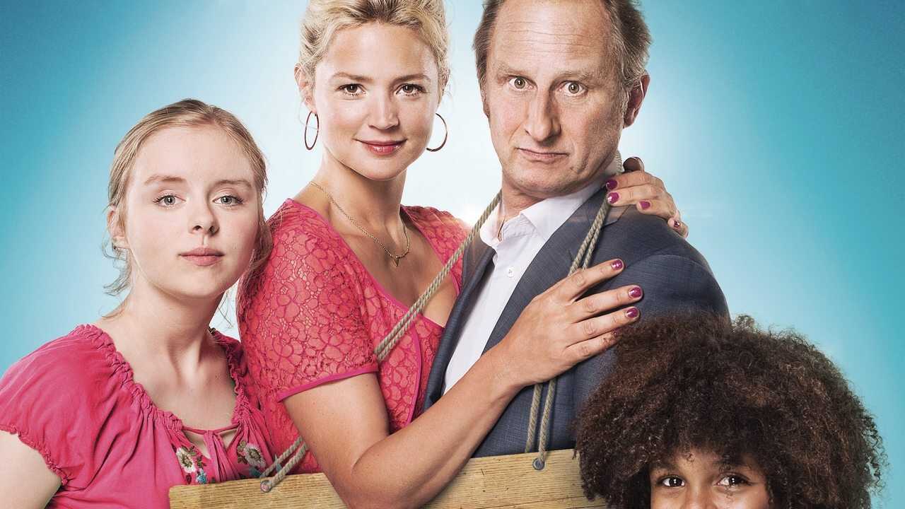 Une famille à louer (2015) 0
