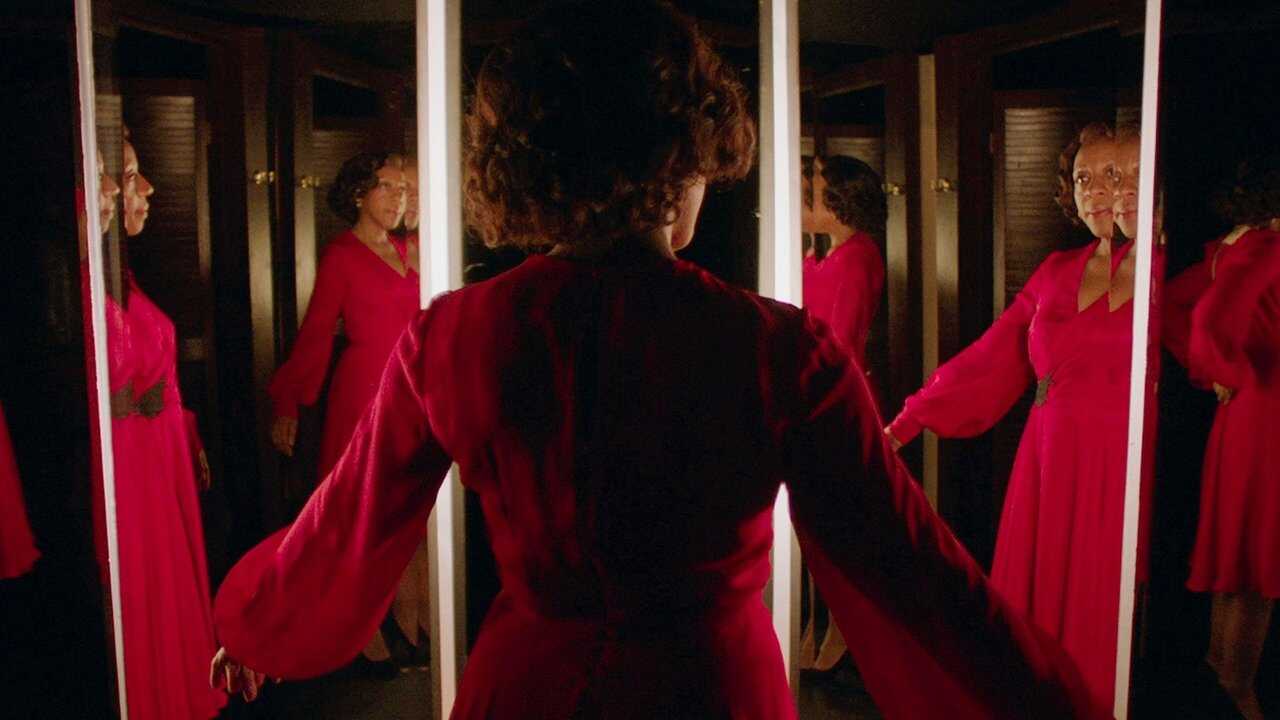 In Fabric (2018) 0