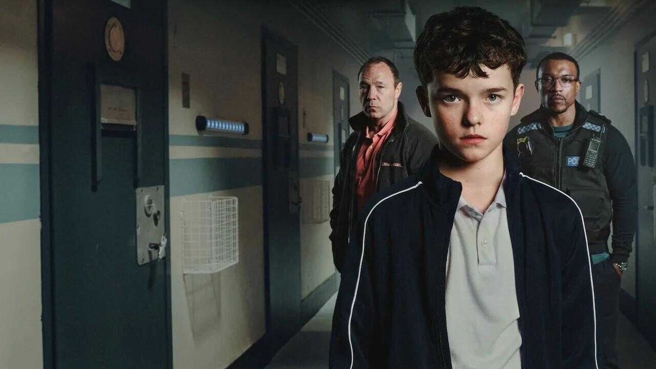 ES - Adolescencia (2025) 2