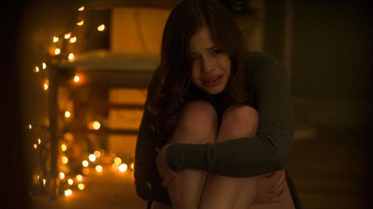 Chained (2012) 0