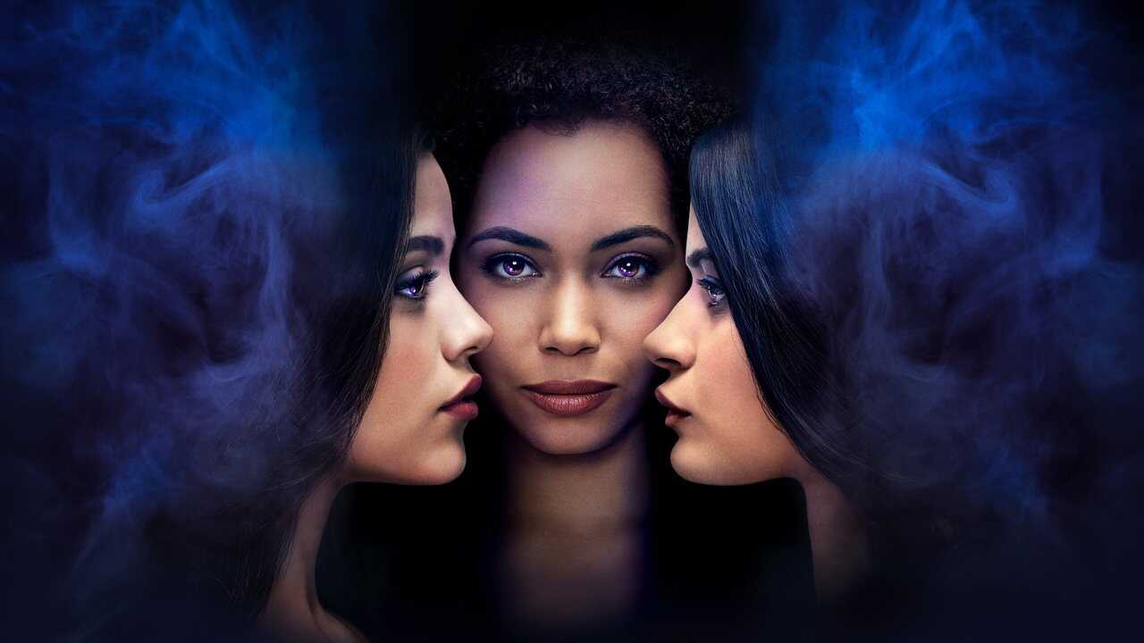 EN - Charmed (2018) 3