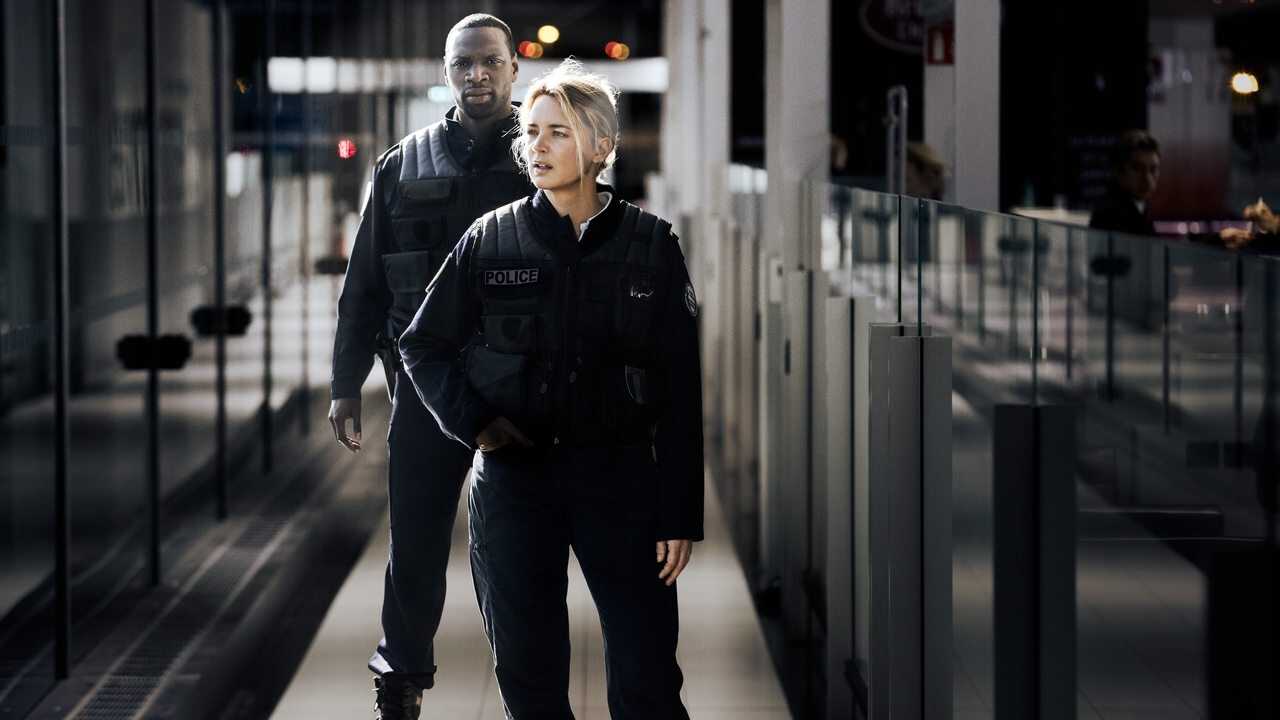 Police 0
