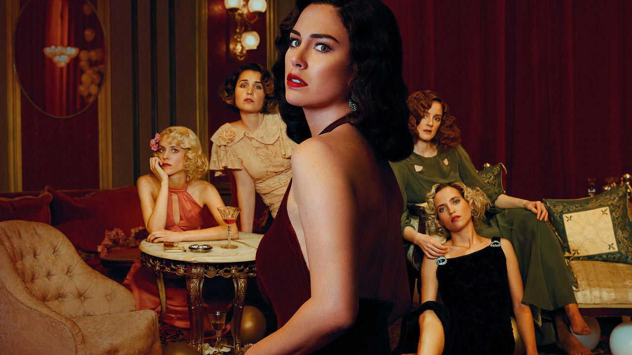 [SE] Cable Girls 4