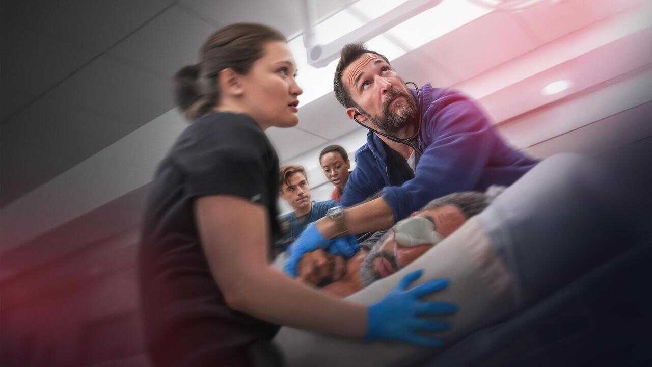 4K - The Pitt (2025) 3