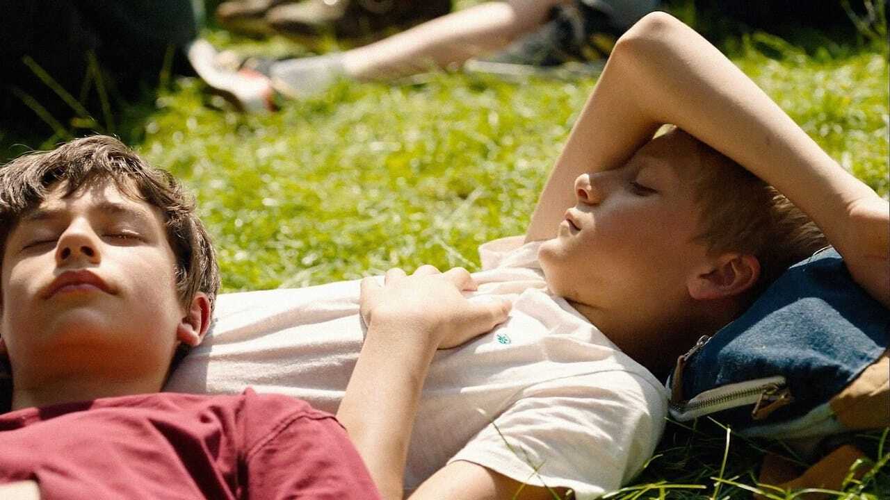 Close (2022) 0