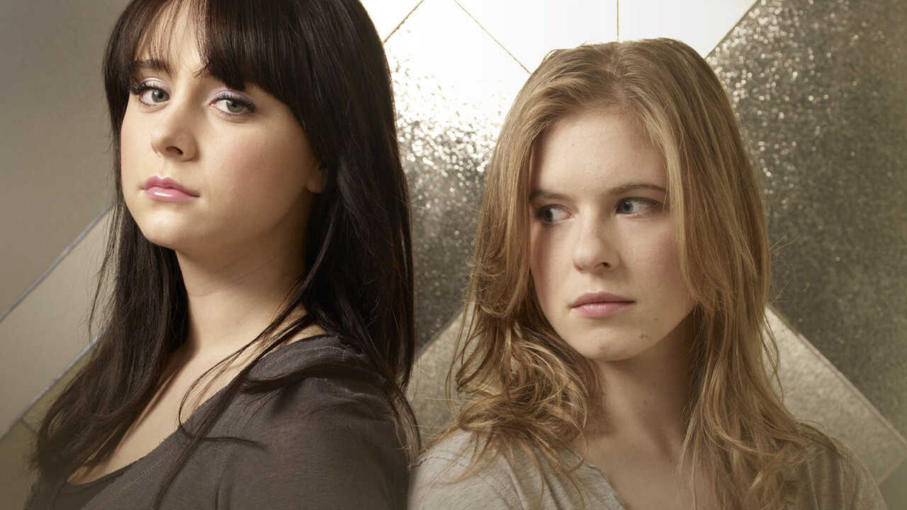 EX - Caprica (2010) 4