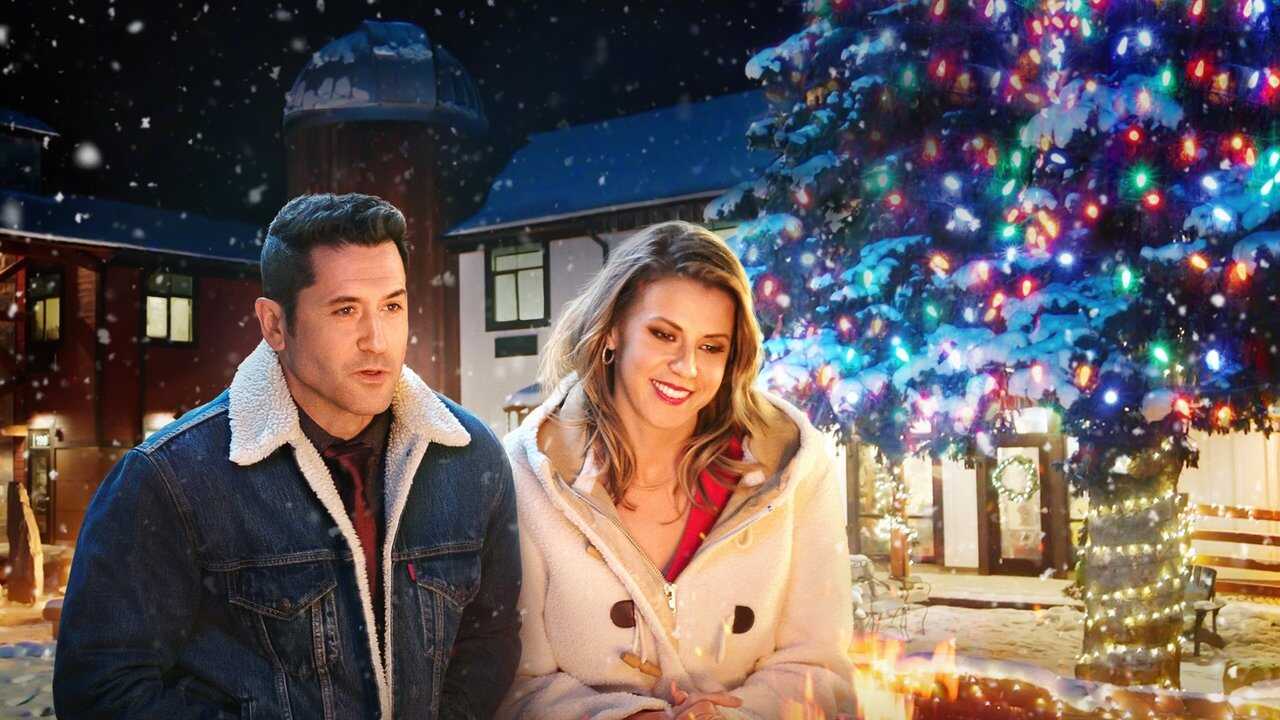 A Cozy Christmas Inn 0