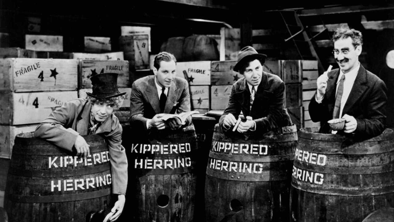 Monkey Business (1931) 0