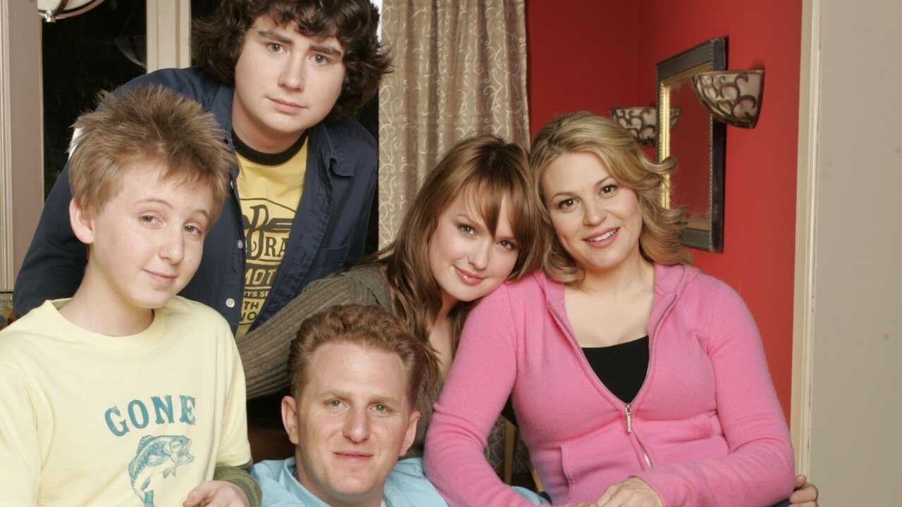 EX - The War at Home (2005) 1