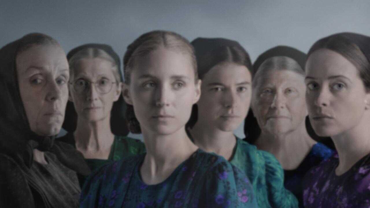 Women Talking 0
