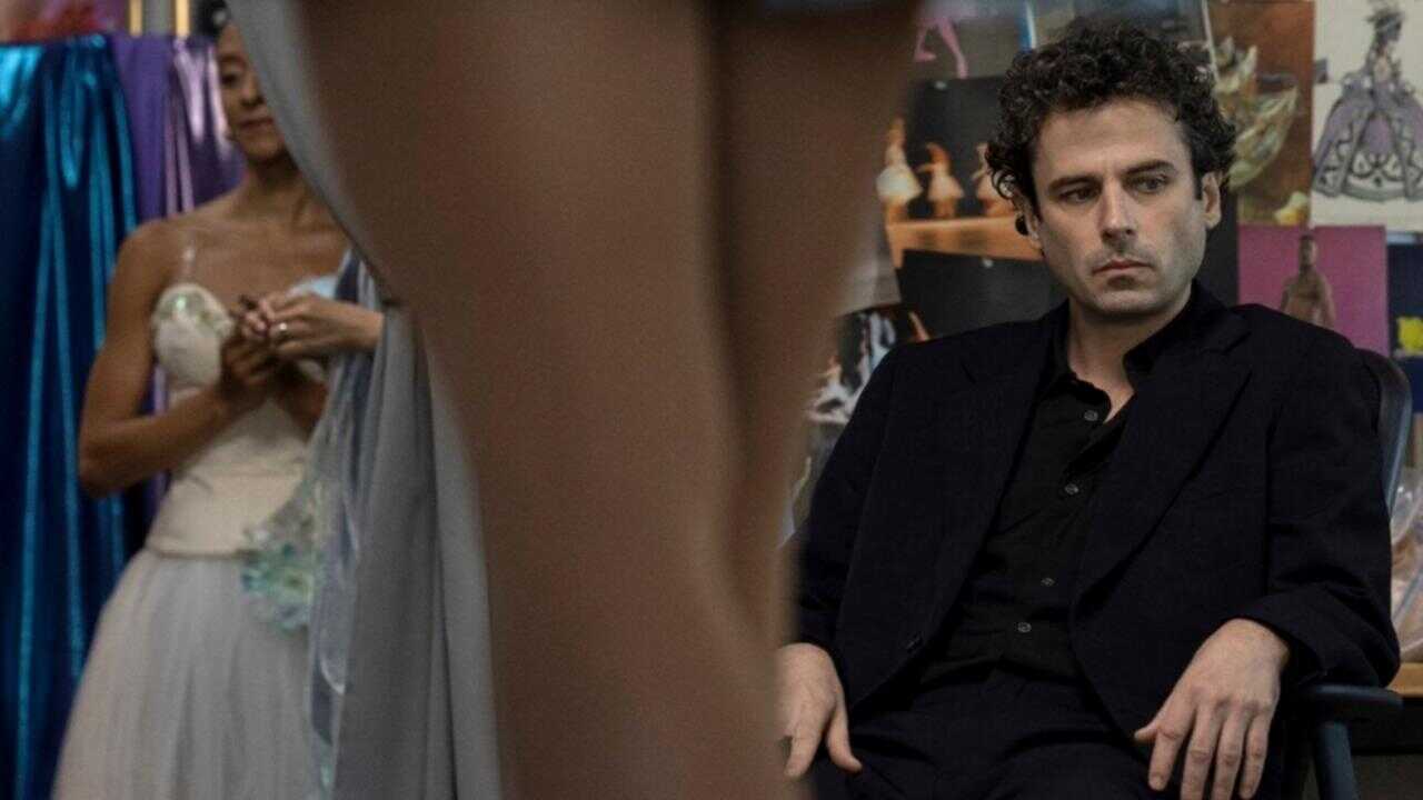 AR - Étoile (2025) 4