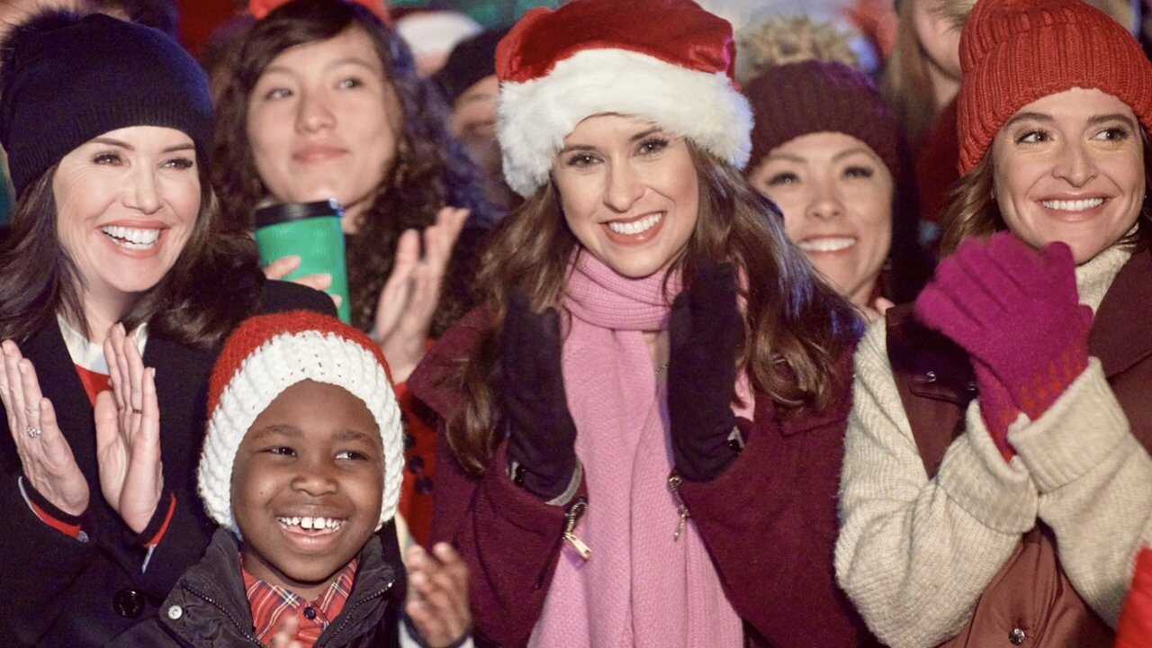 Haul Out the Holly: Lit Up 0
