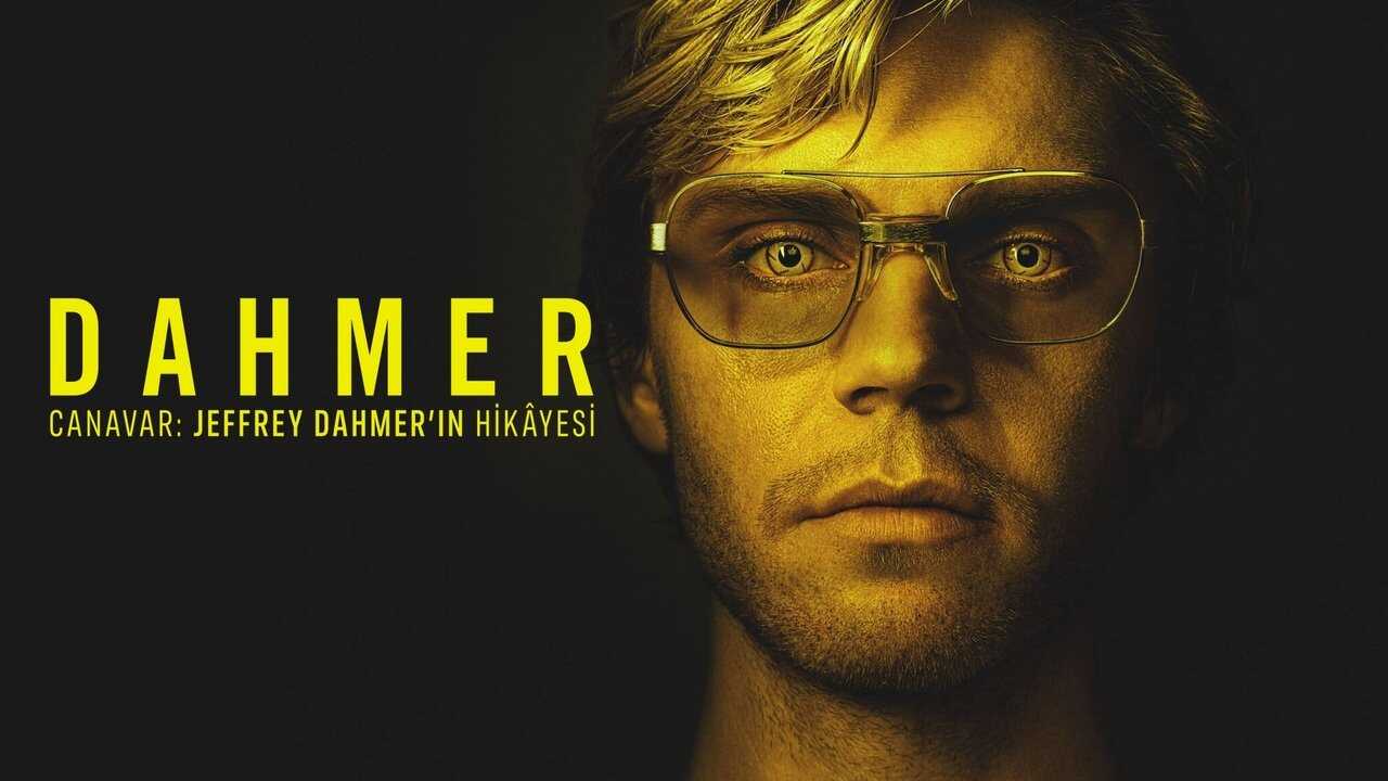 IN - Dahmer - Monster: The Jeffrey Dahmer Story 3