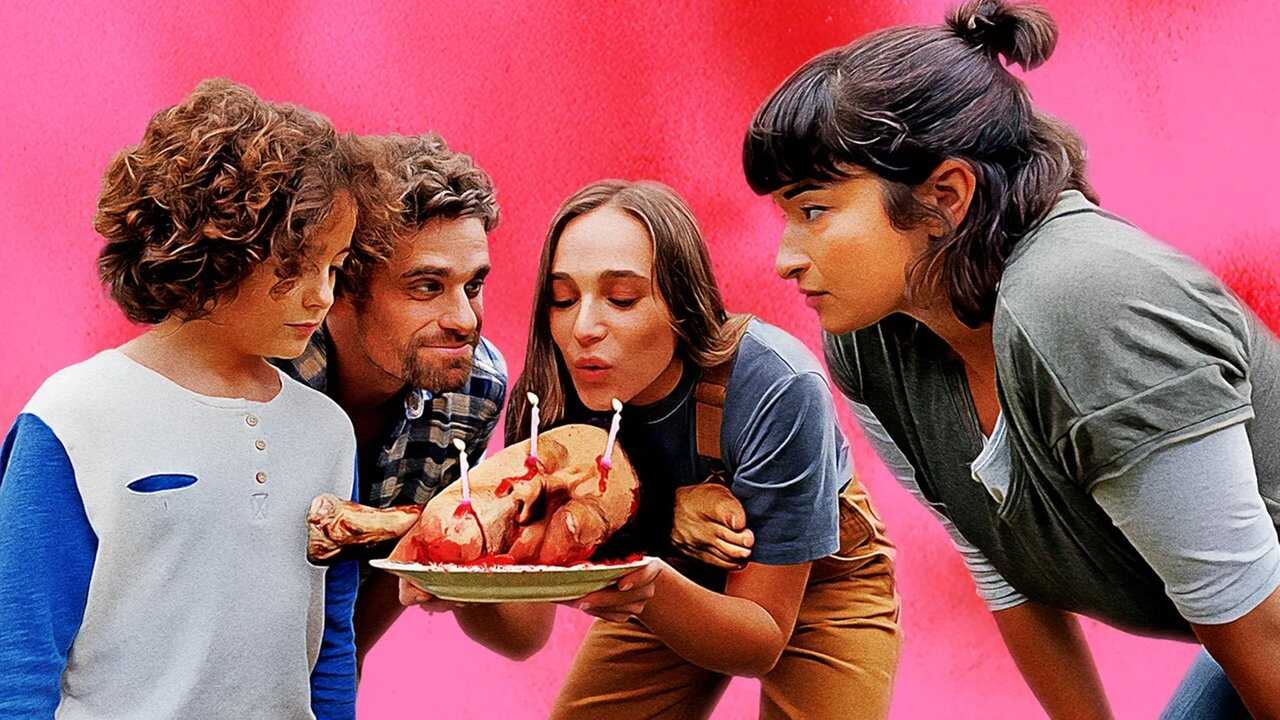 FR - La famille Rose (2025) (FR) 0