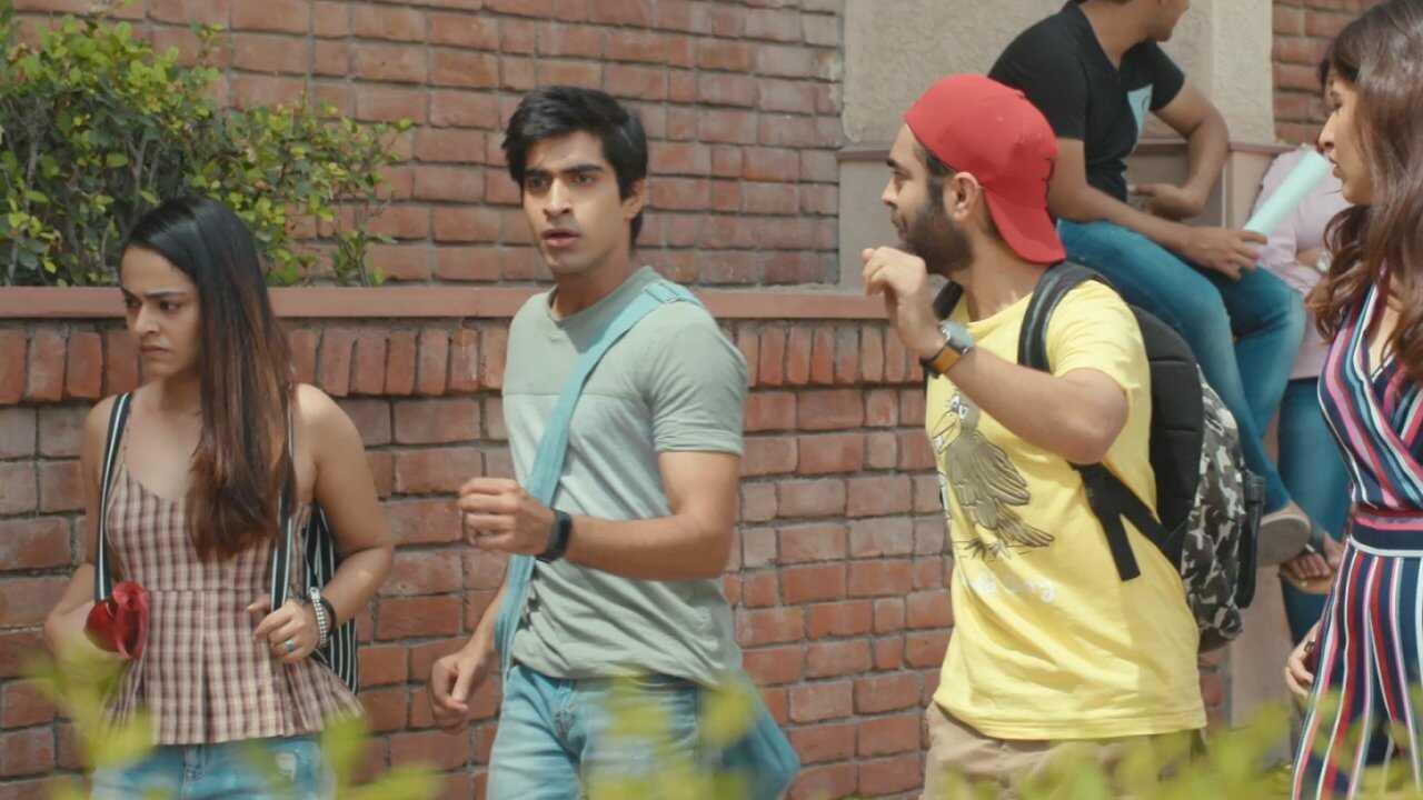 IN - College Romance 2021 2