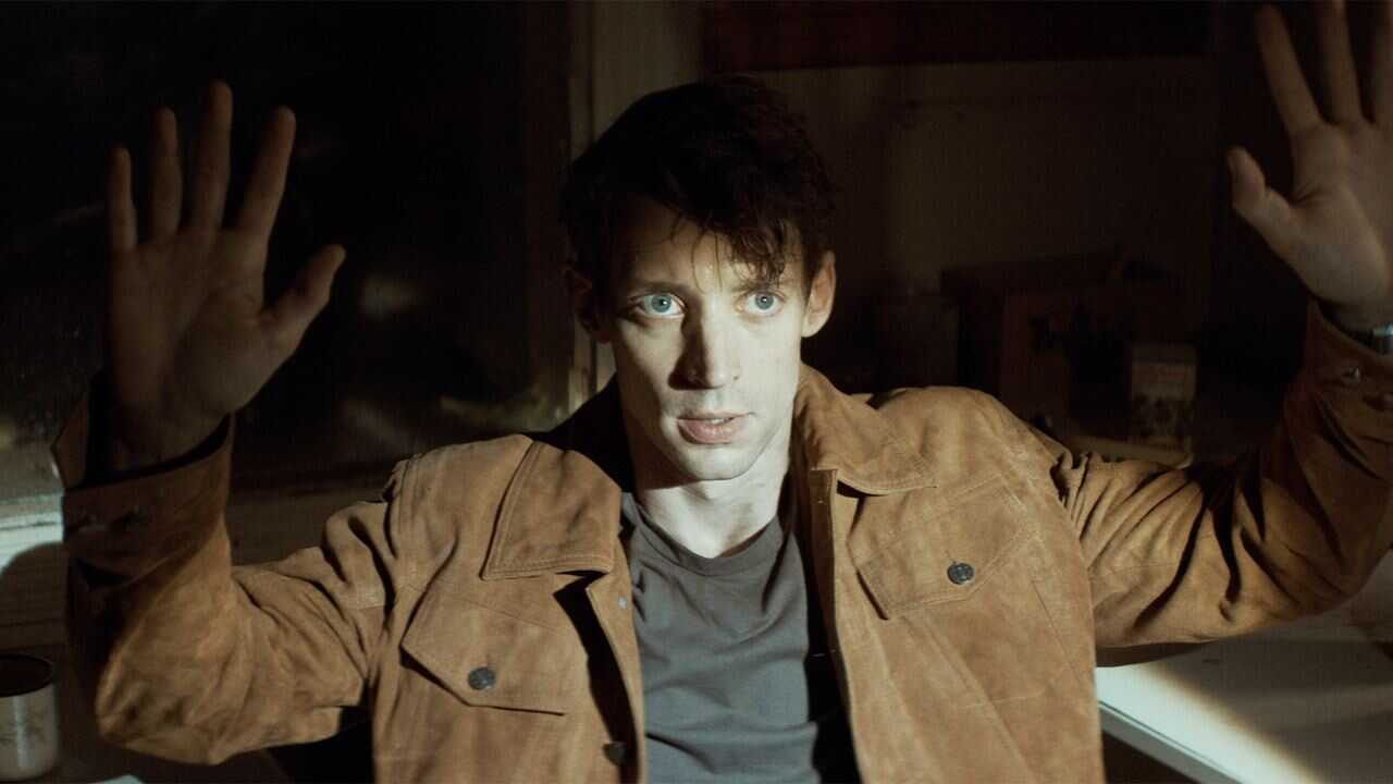 EX - Max Anger (2021) 0