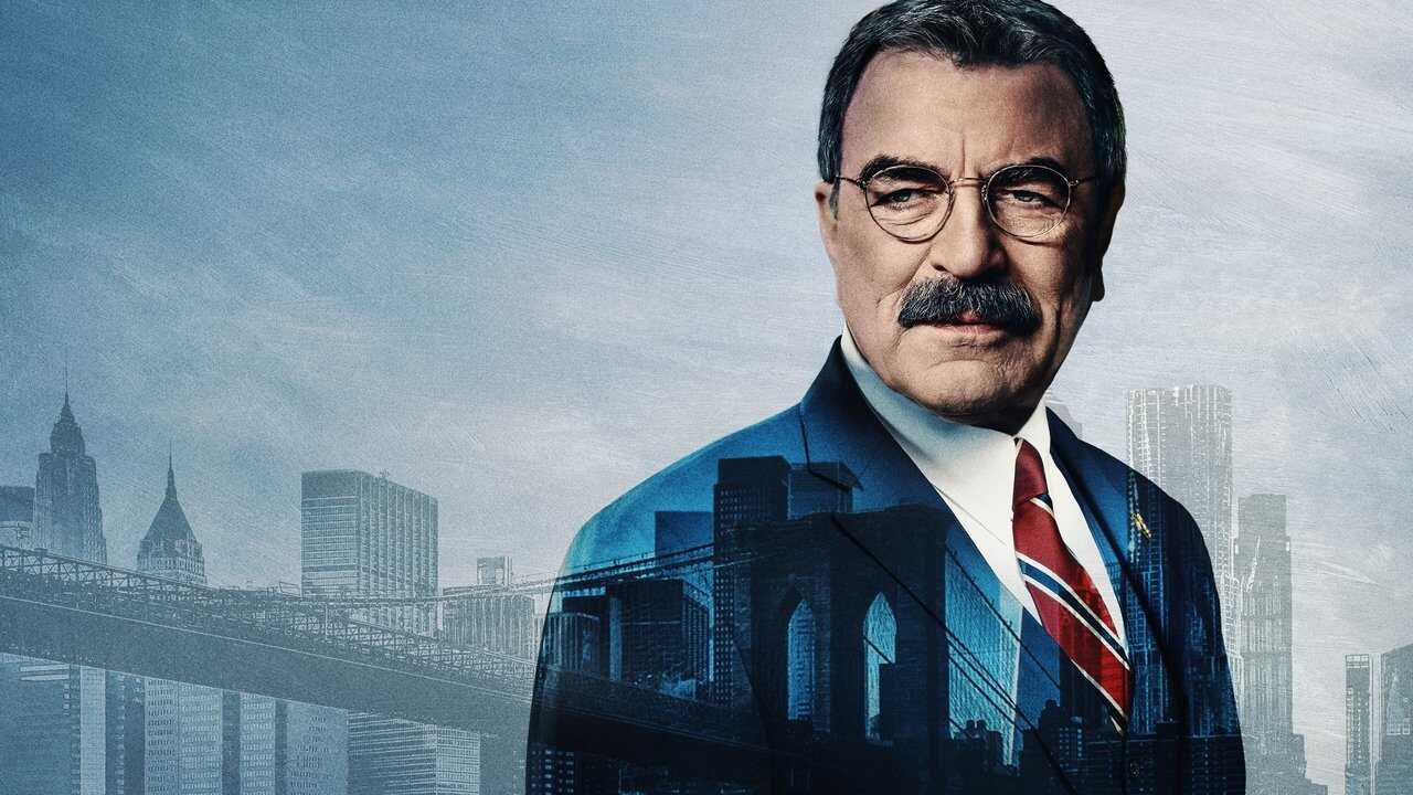 EX - Blue Bloods (2010) 0