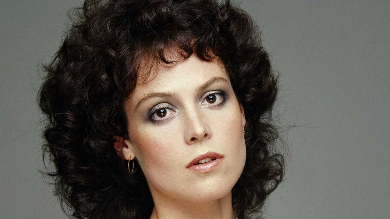 Sigourney Weaver, héroïne de style (2024) 0