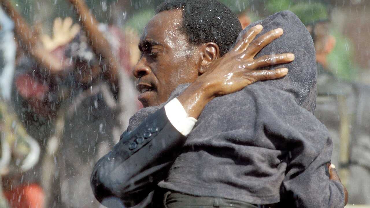 Hotel Rwanda (2004) 0
