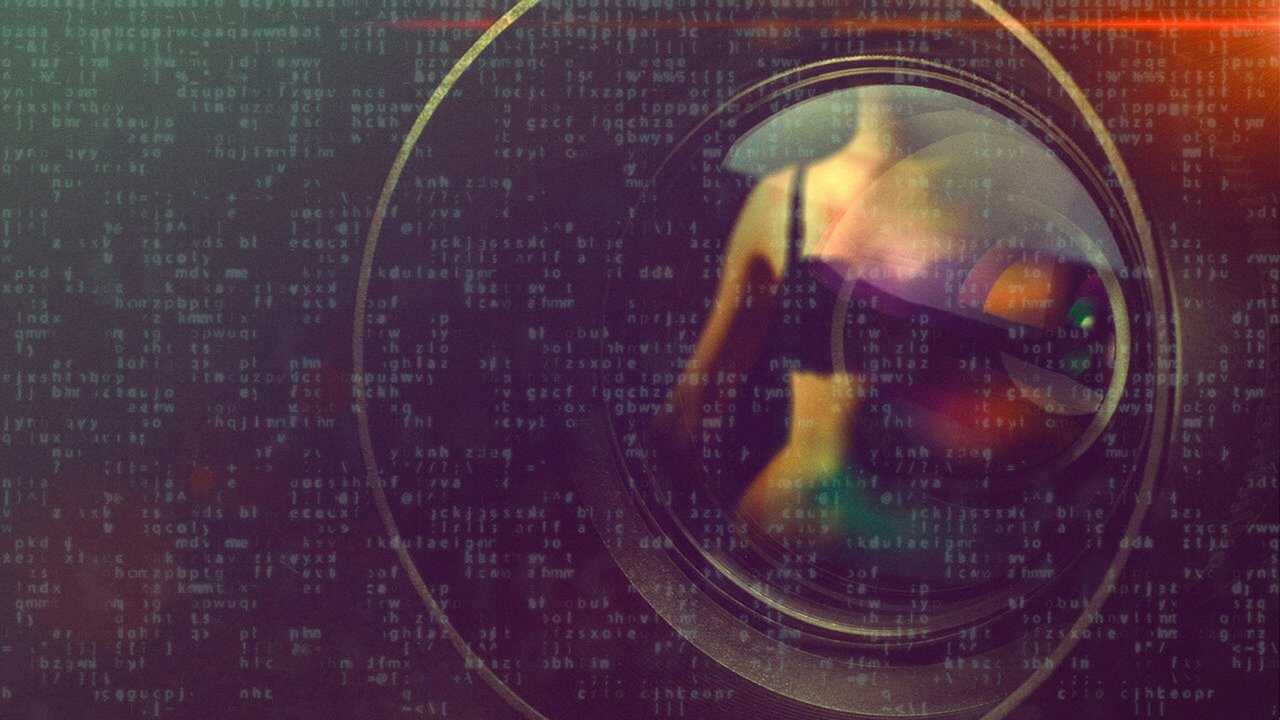 FR - Hot Girls Wanted: Turned On 0
