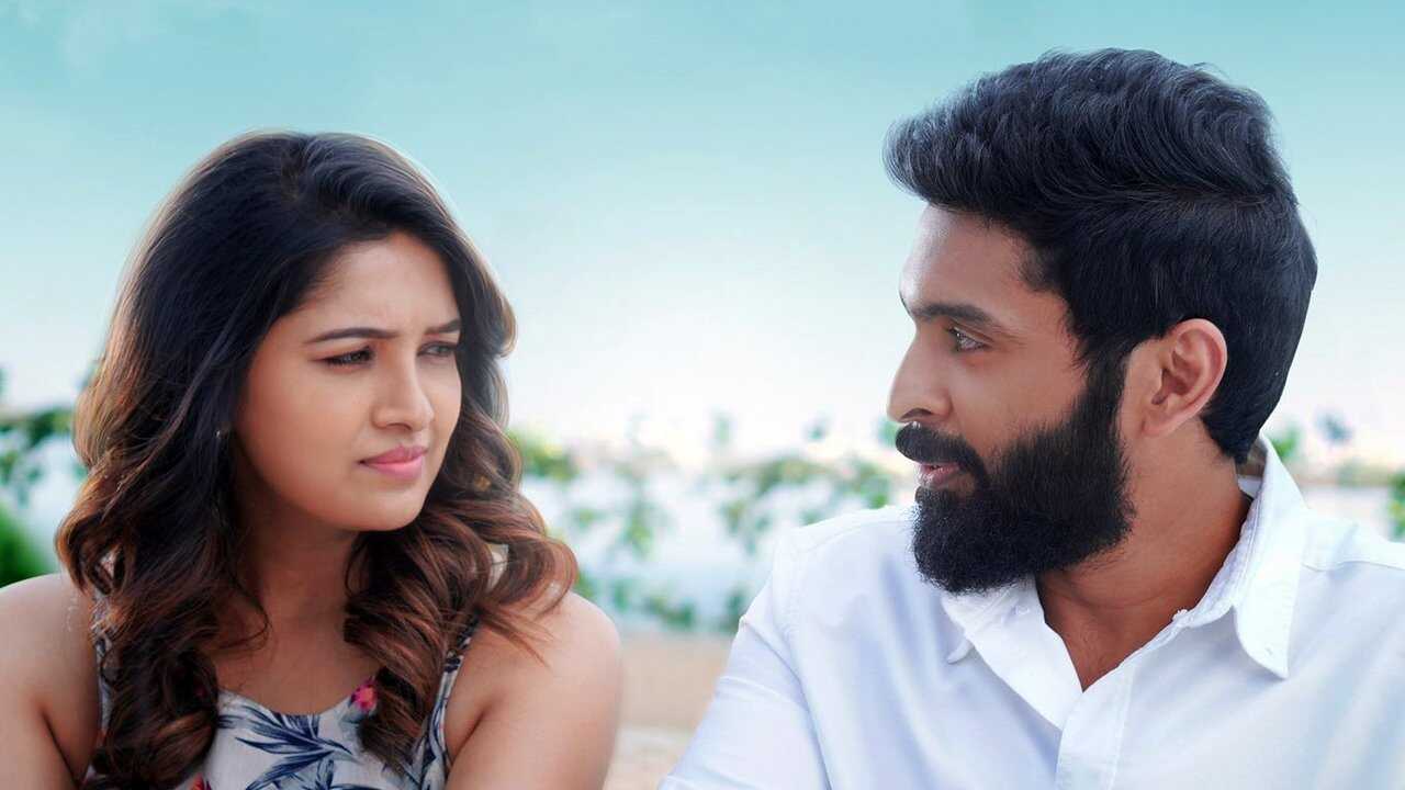 Paayum Oli Nee Yenakku (2023) 0